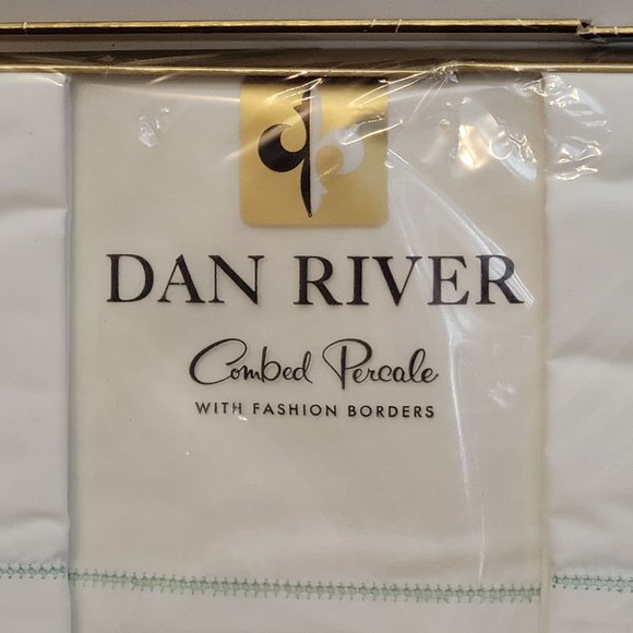 Dan River Combed Percale Sheet Set Double Flat Sheet 2 Pillow Cases Original Box - Picture 2 of 14
